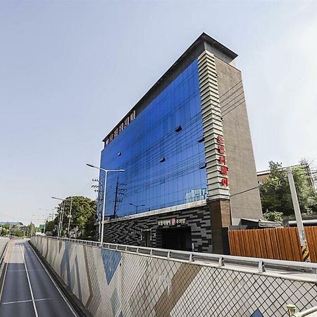 Hotel Tj Сеул Экстерьер фото